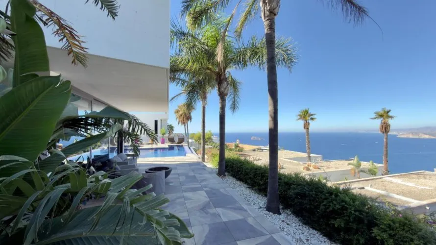 Villa de 5 dormitorios en Benidorm, Spain No. 3399 № 18