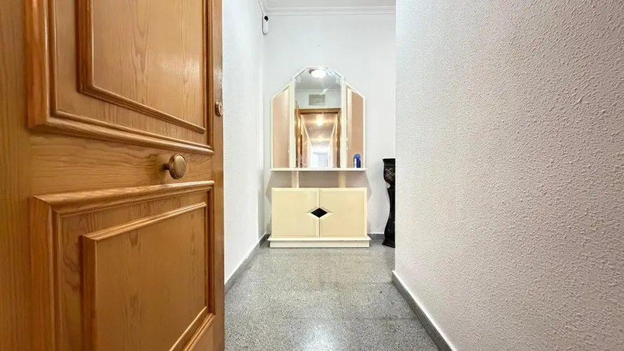 Apartamento de 2 dormitorios en Torrevieja, Spain No. 3343 № 27