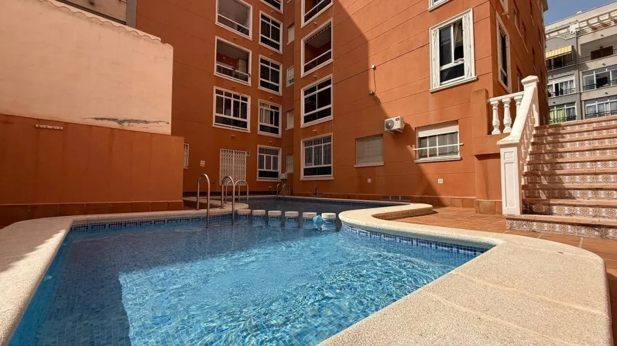 Apartamento de 2 dormitorios en Torrevieja, Spain No. 3231 № 24