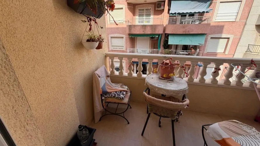 Apartamento de 1 dormitorio en Torrevieja, Spain No. 3372 № 5