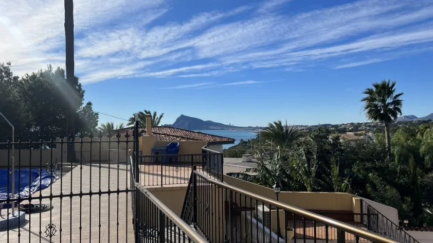 Propiedad comercial de 1200m² en Altea, Spain No. 3249