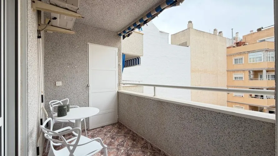 Apartamento de 2 dormitorios en Torrevieja, Spain No. 3349 № 8