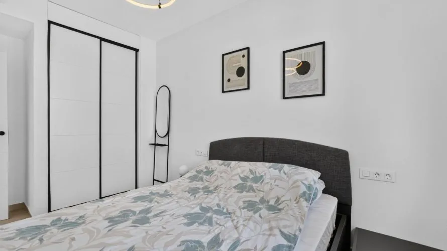 Villa de 178m² en Guardamar del Segura, Spain No. 3384 № 9