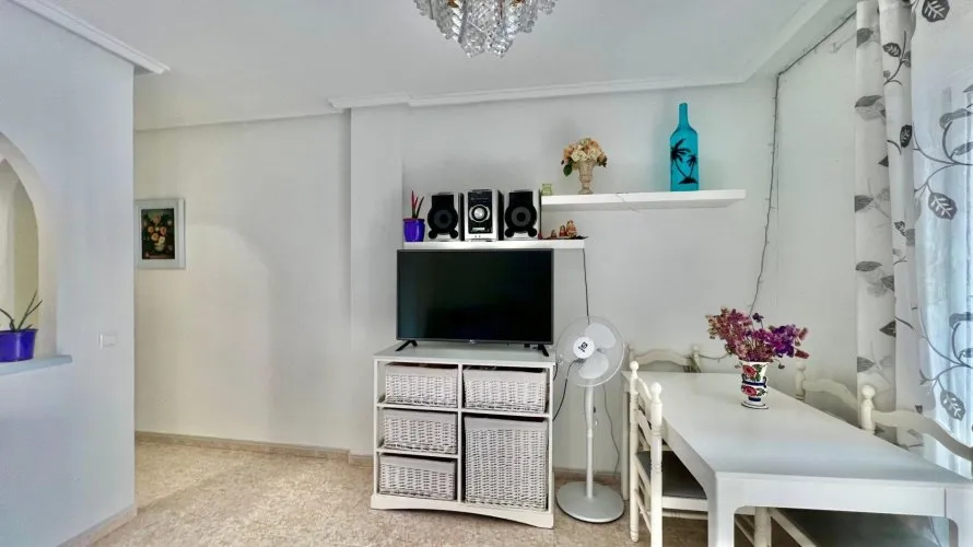 Apartamento de 1 dormitorio en Torrevieja, Spain No. 3355 № 10