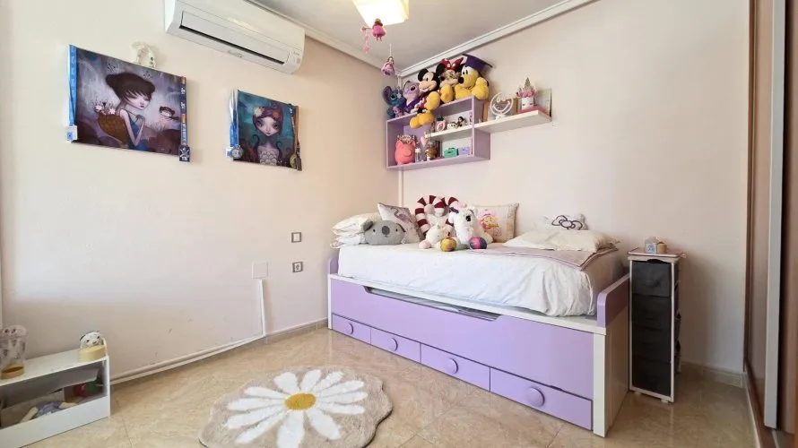 Сasa de 3 dormitorios en Torrevieja, Spain No. 3194 № 4