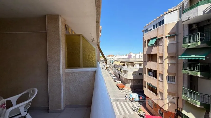 Apartamento de 1 dormitorio en Torrevieja, Spain No. 3402 № 3