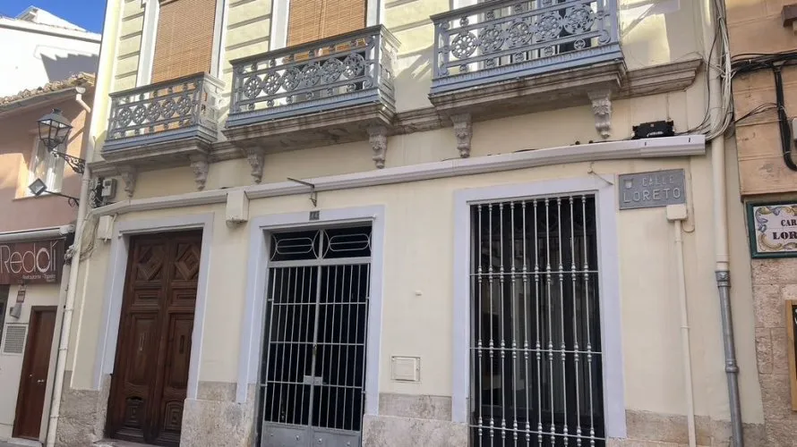 Сasa de 519m² en Calvarrasa de Abajo, Spain No. 3259
