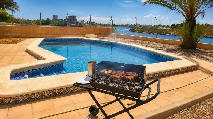 Villa de 3 dormitorios en La Manga del Mar Menor, Spain No. 3268 № 2