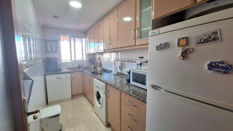 Apartamento de 80m² en Torrevieja, Spain No. 3439 № 6