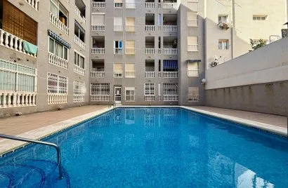 Apartamento de 2 dormitorios en Torrevieja, Spain No. 3348