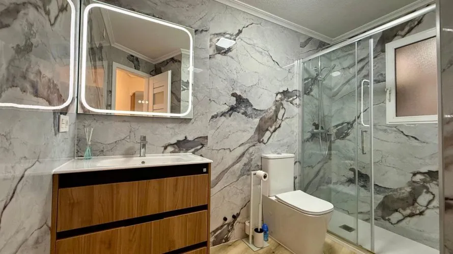 Apartamento de 2 dormitorios en Torrevieja, Spain No. 3203 № 2