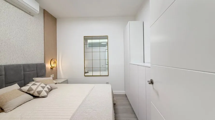 Apartamento de 2 dormitorios en Torrevieja, Spain No. 3378 № 1