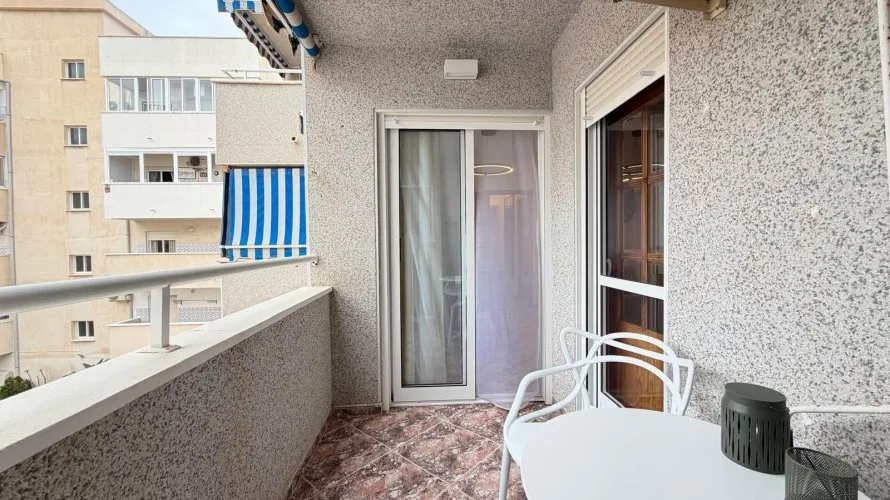 Apartamento de 2 dormitorios en Torrevieja, Spain No. 3349 № 3