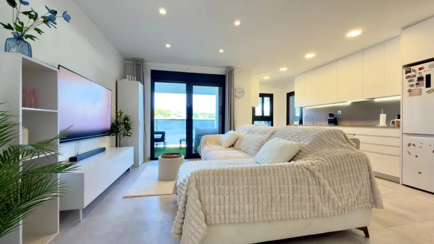 Apartamento de 3 dormitorios en Villajoyosa, Spain No. 3371 № 8