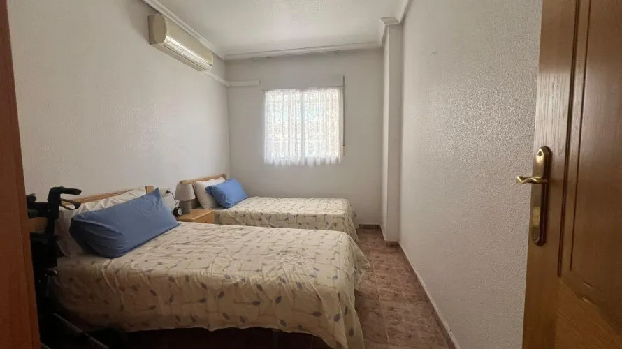 Apartamento de 2 dormitorios en Torrevieja, Spain No. 3233 № 6