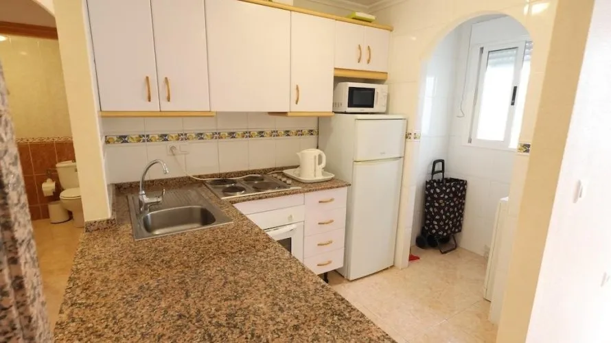 Apartamento de 2 dormitorios en Torrevieja, Spain No. 3317 № 10