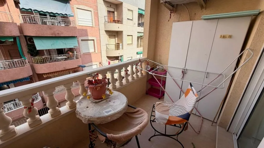 Apartamento de 1 dormitorio en Torrevieja, Spain No. 3372 № 4