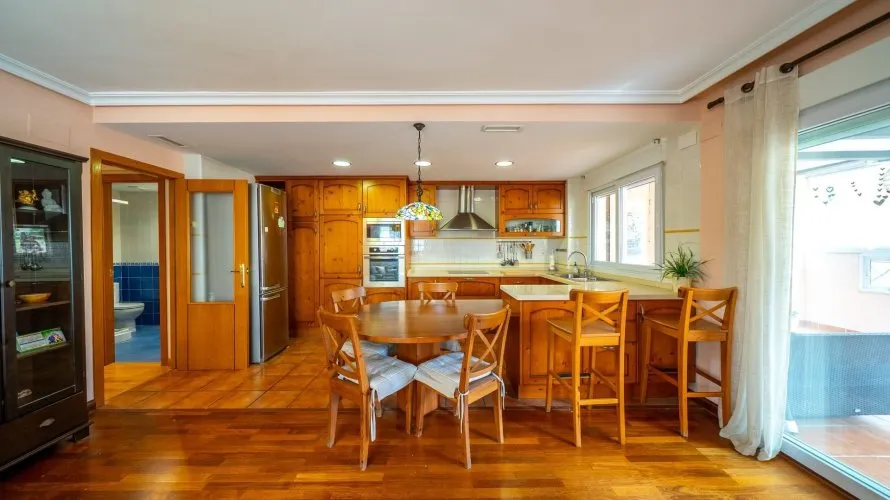Apartamento de 3 dormitorios en Alicante, Spain No. 3383 № 11