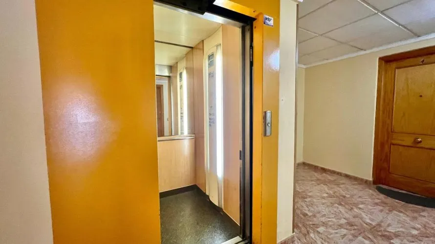 Apartamento de 1 dormitorio en Torrevieja, Spain No. 3355 № 20
