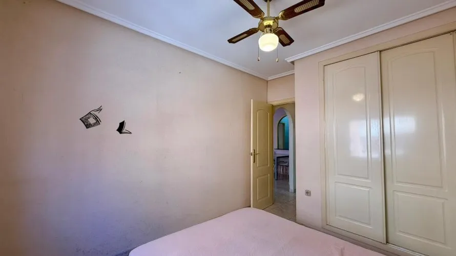 Apartamento de 2 dormitorios en Torrevieja, Spain No. 3231 № 8