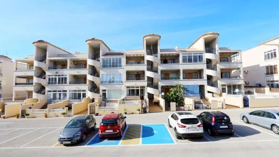 Apartamento de 1 dormitorio en Alicante, Spain No. 3224 № 4