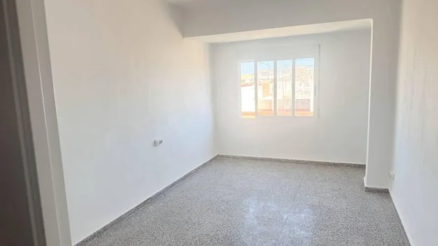 Apartamento de 2 dormitorios en Puerto De Sagunto, Spain No. 3334 № 8