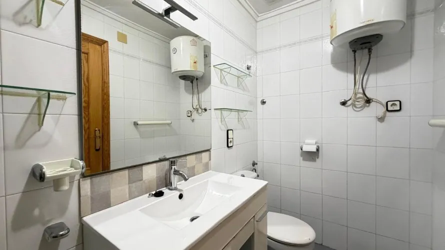 Apartamento de 2 dormitorios en Torrevieja, Spain No. 3343 № 9