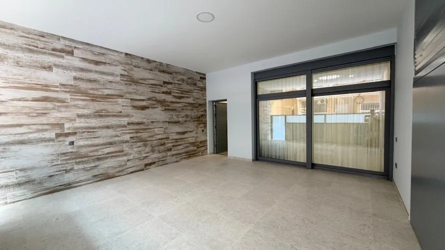 Apartamento de 2 dormitorios en Torrevieja, Spain No. 3378 № 25