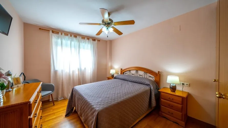 Apartamento de 3 dormitorios en Alicante, Spain No. 3383 № 25