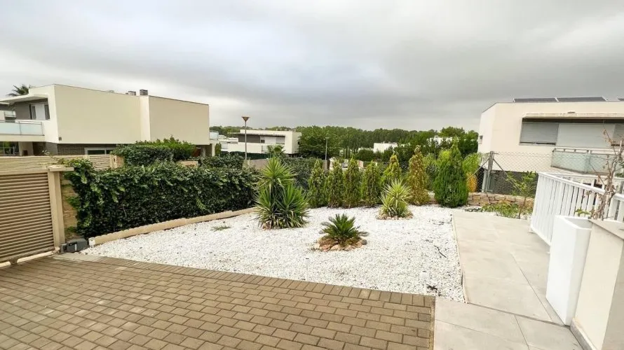Apartamento de 4 dormitorios en Chiva, Spain No. 3291 № 6