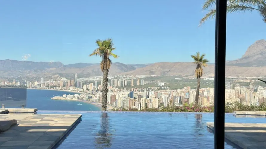 Villa de 5 dormitorios en Benidorm, Spain No. 3399 № 11