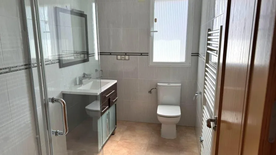 Сasa de 4 dormitorios en Totana, Spain No. 3236 № 1