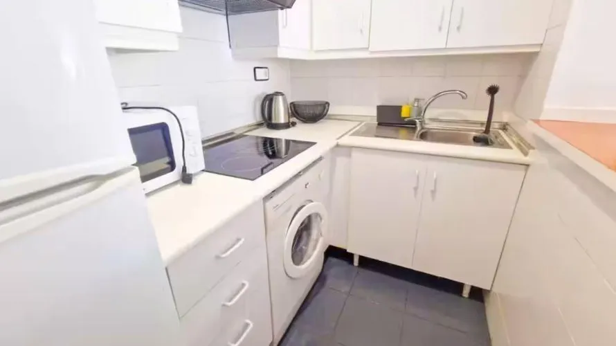 Apartamento de 1 dormitorio en Torrevieja, Spain No. 3333 № 5