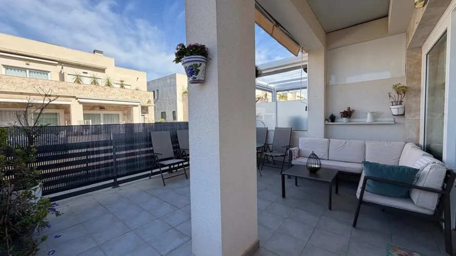 Сasa de 3 dormitorios en Torrevieja, Spain No. 3380 № 16