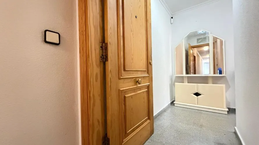 Apartamento de 2 dormitorios en Torrevieja, Spain No. 3343 № 28