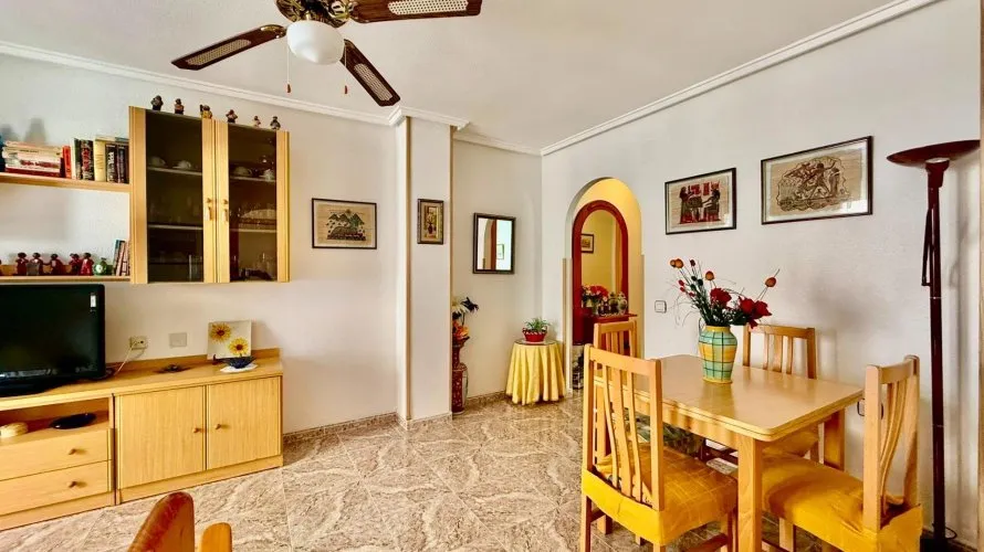 Apartamento de 2 dormitorios en Torrevieja, Spain No. 3198 № 26