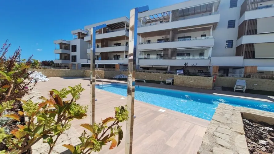 Apartamento de 2 dormitorios en San Juan, Spain No. 3397 № 3