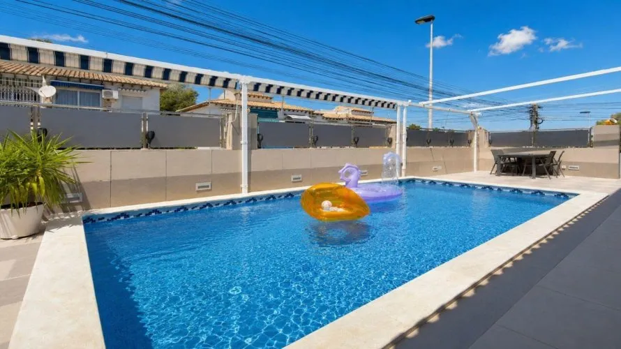 Сasa de 5 dormitorios en Los Balcones, Spain No. 3393 № 24