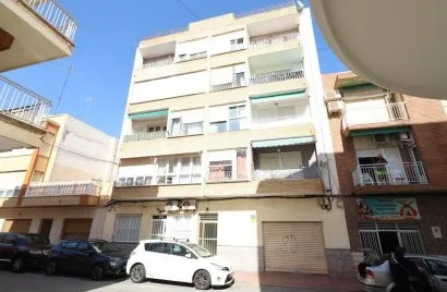 Apartamento de 3 dormitorios en Torrevieja, Spain No. 3446