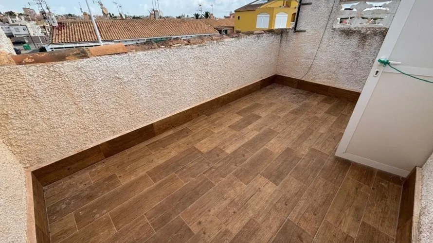 Dúplex de 47m² en Torrevieja, Spain No. 3512 № 2