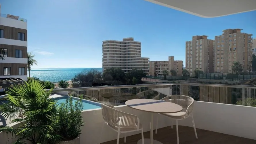 Apartamento de 3 dormitorios en El Campello, Spain No. 3504 № 2