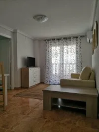 Apartamento de 2 dormitorios en Torrevieja, Spain No. 3449