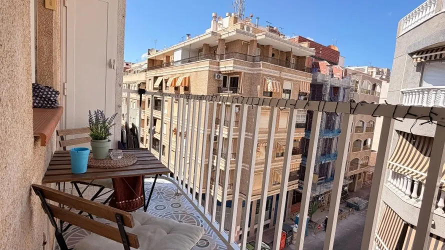 Apartamento de 1 dormitorio en Torrevieja, Spain No. 3513 № 17