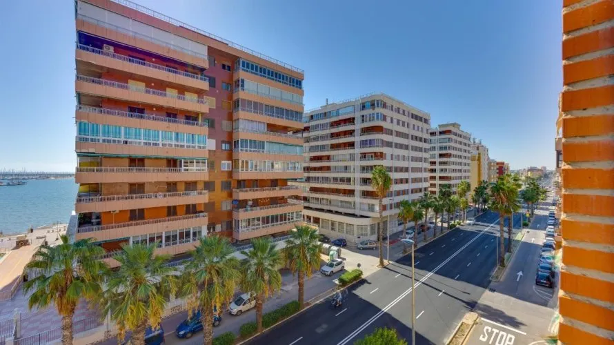 Apartamento de 70m² en Torrevieja, Spain No. 3456 № 9