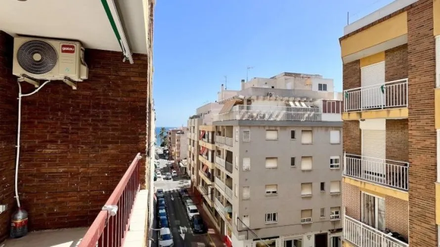 Apartamento de 3 dormitorios en Torrevieja, Spain No. 3455 № 6
