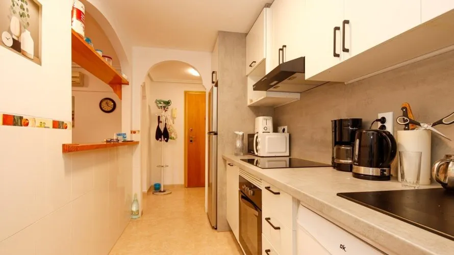 Apartment de 1 chambre à Alicante, Spain No. 1177 № 2