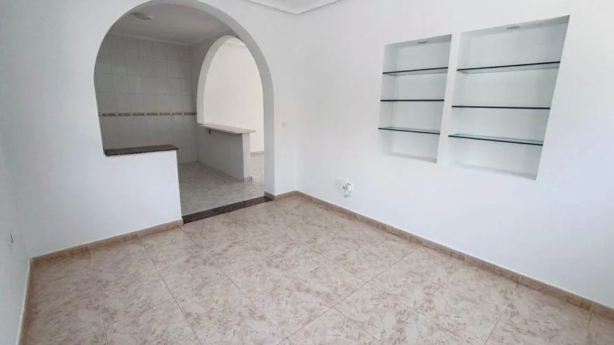 Villa de 3 chambres à Ciudad Quesada, Spain No. 857 № 6