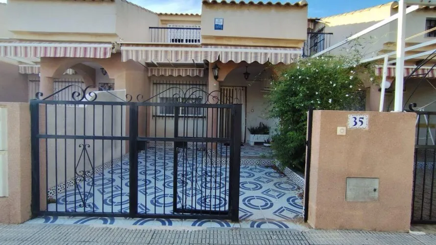 House de 3 chambres à Los Alcazares, Spain No. 2726 № 22
