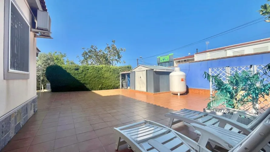 Villa de 3 chambres à Torrevieja, Spain No. 776 № 13