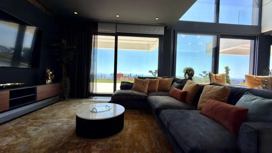 Villa de 890m² à Benidorm, Spain No. 870 № 28